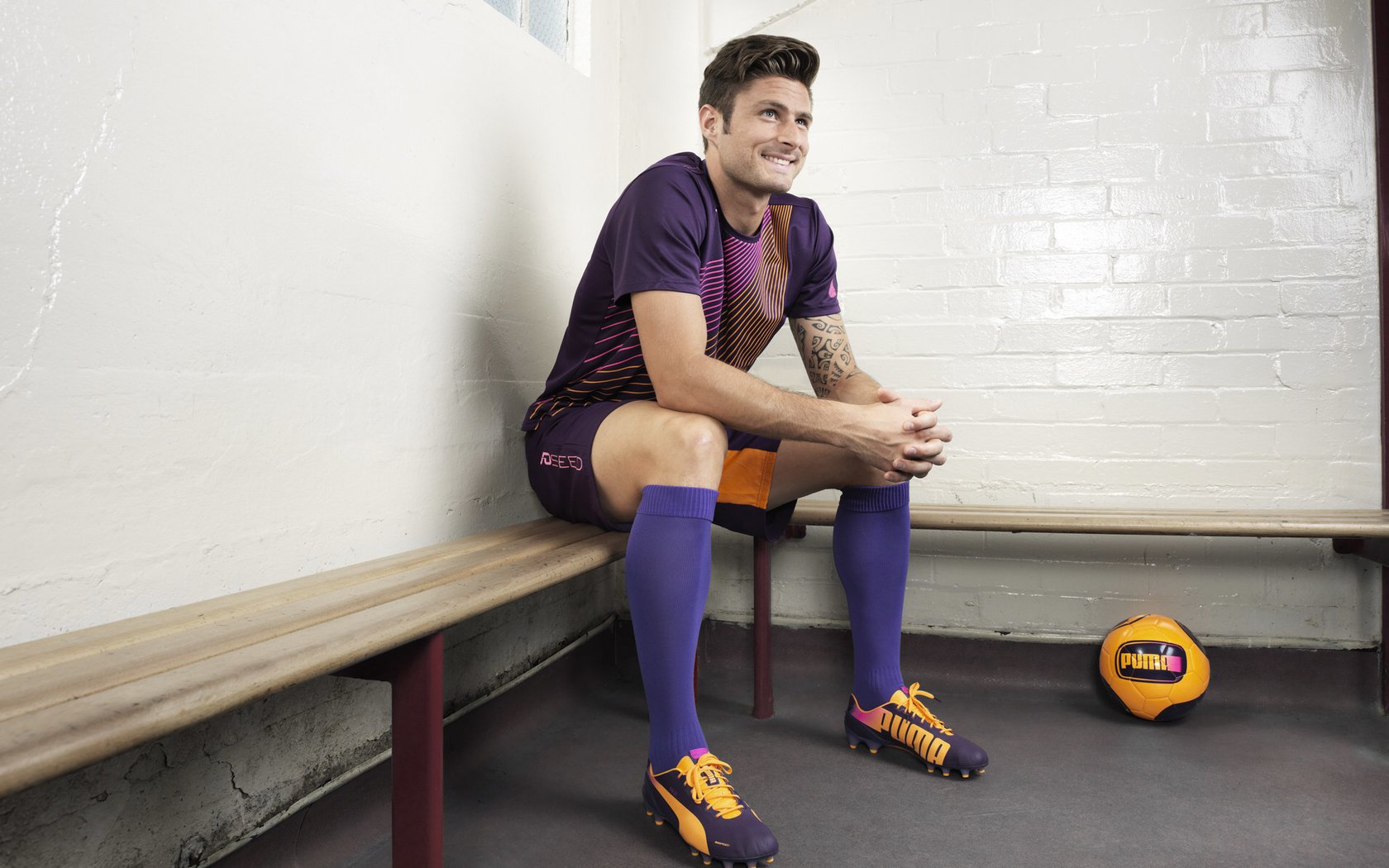 C罗逆转战胜强敌世界杯小组赛,c罗逆转的比赛